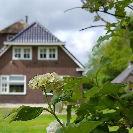The Barnyard Bed & Breakfast Balinge Екстериор снимка