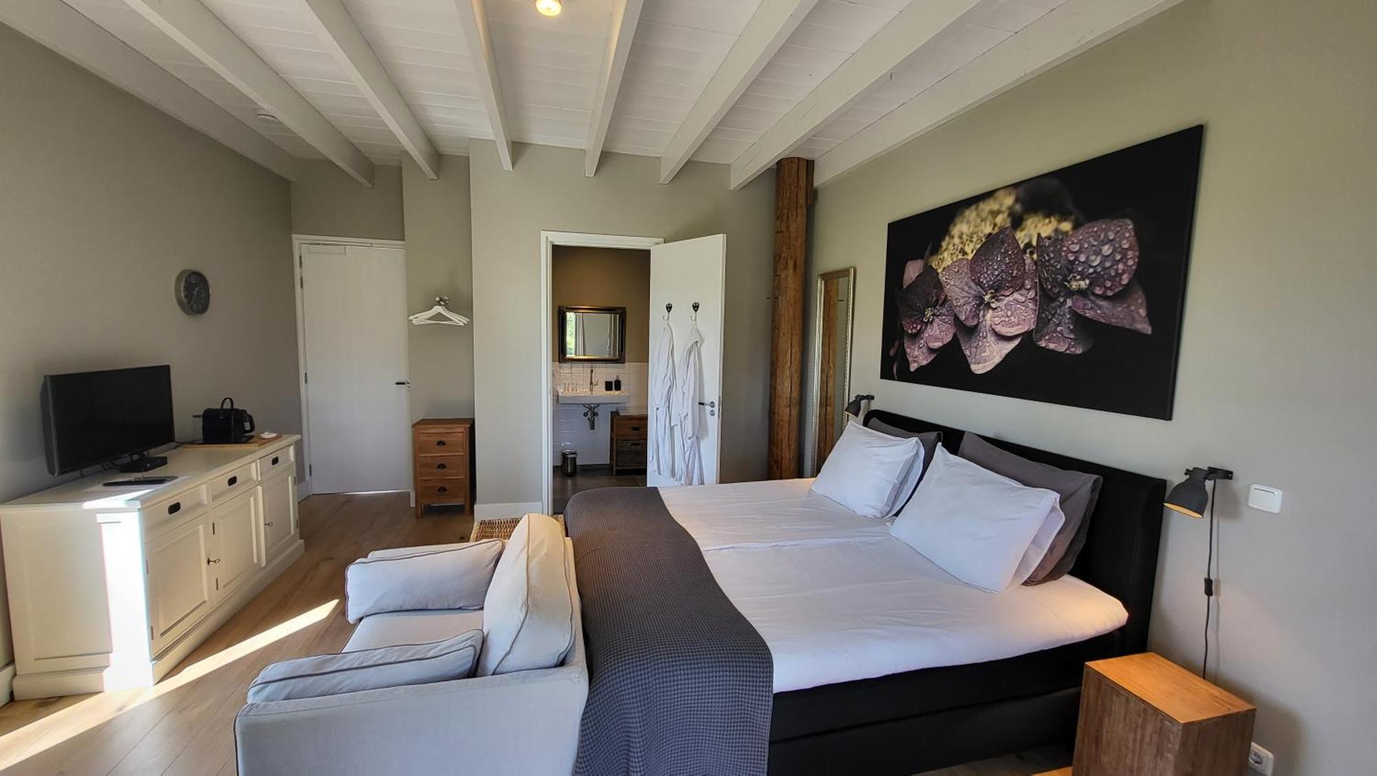 The Barnyard Bed & Breakfast Balinge Екстериор снимка
